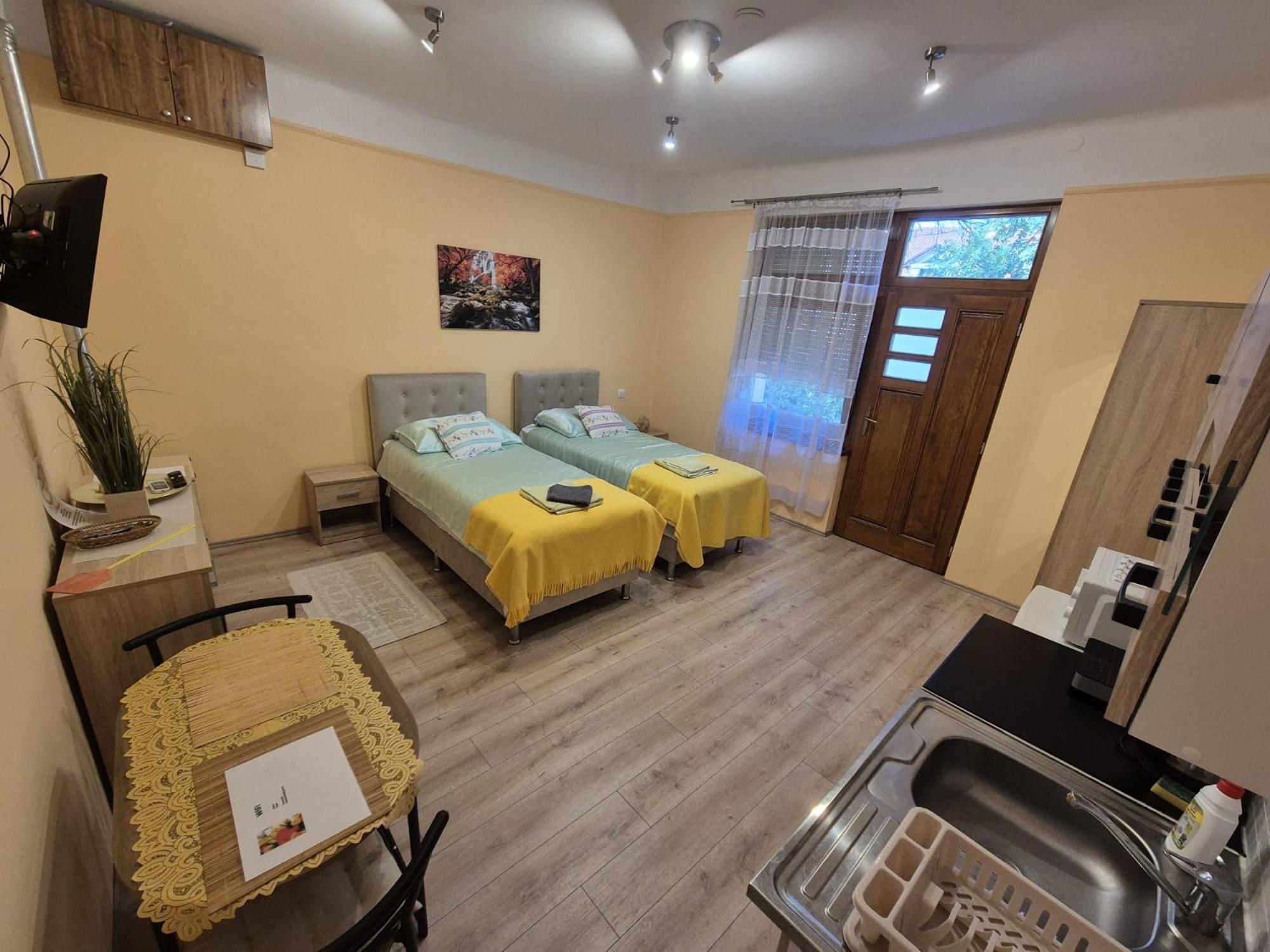 Szahara Vendégház Kerekegyháza Exterior foto