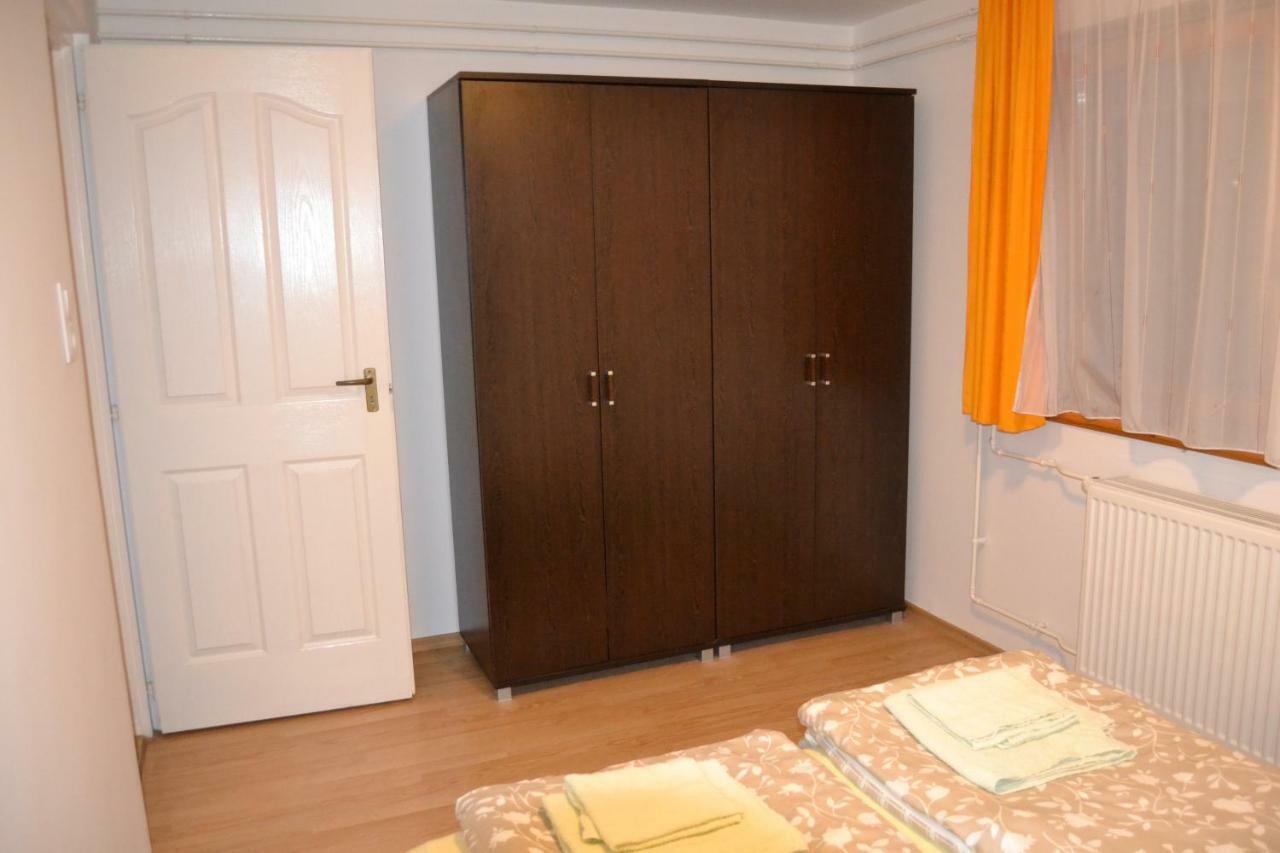 Szahara Vendégház Kerekegyháza Exterior foto